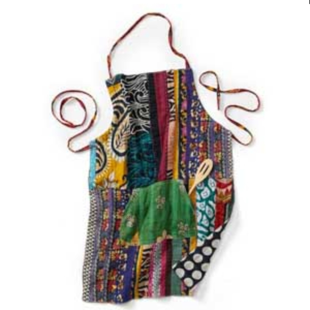 Serrv Kantha Patchwork Pocket Apron - 31" x 23" - NO TWO ARE ALIKE - UNOPENED!